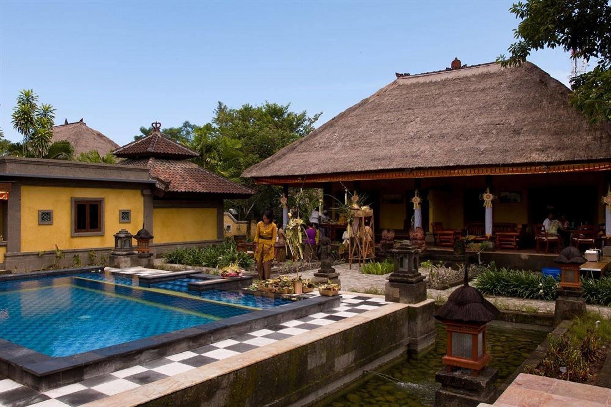 Rumah Bali Nusa Dua  Eksteriør billede